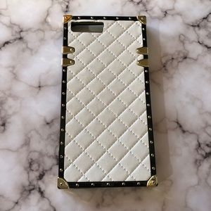 iPhone 7 Plus Trunk Case